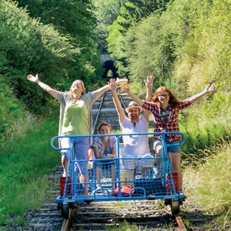 Les Du Val Valprivas