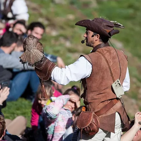 Les Du Val Valprivas