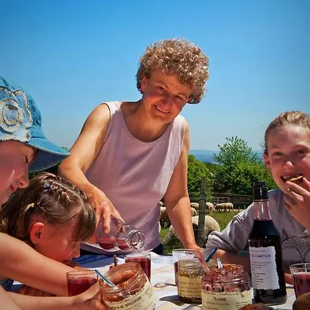 Les Du Val