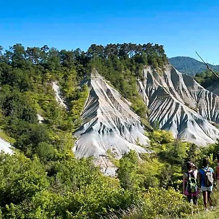 Les Du Val