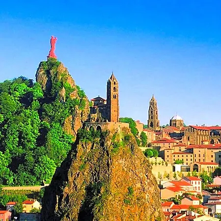 Les Du Val Appartamento