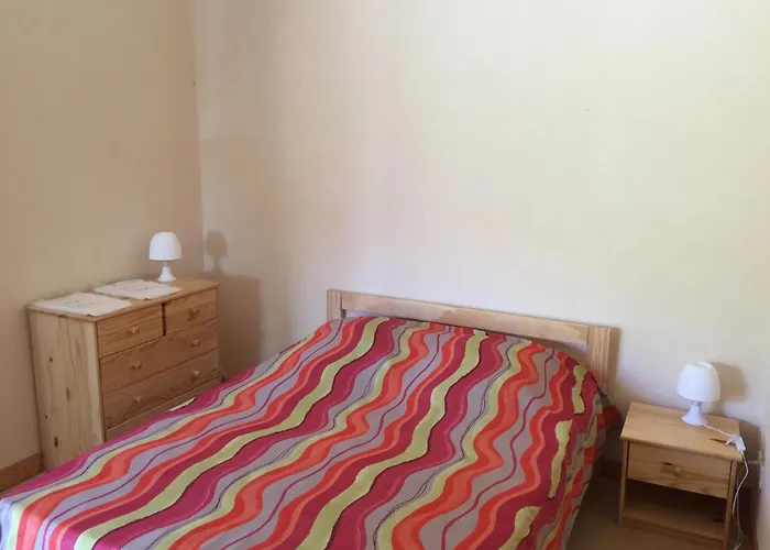 Les Du Val Apartment